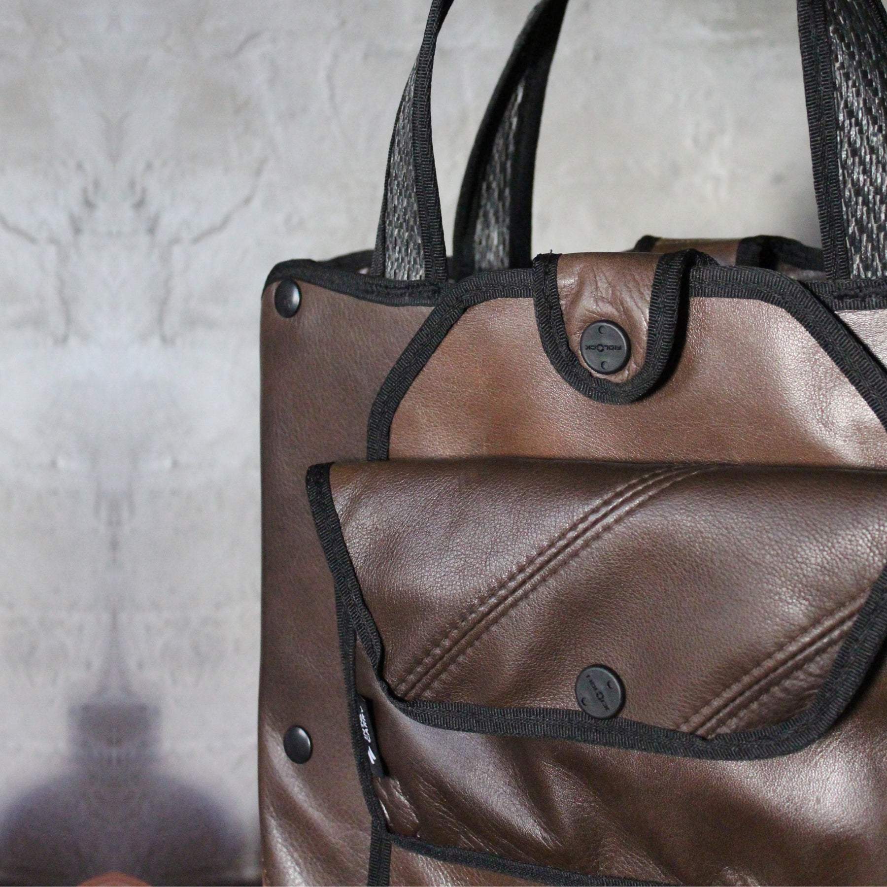 Couch Leather // Portrait Tote