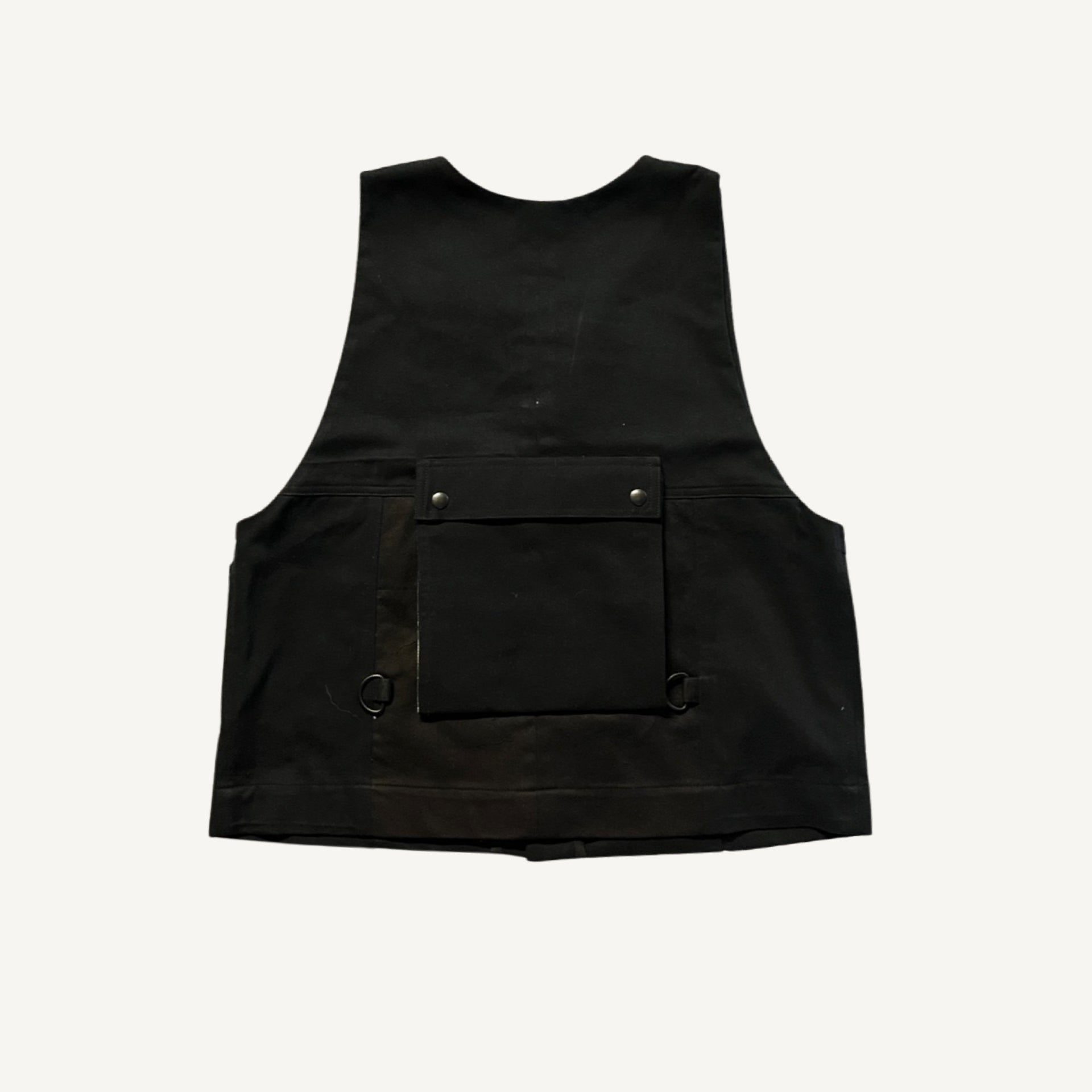 VEST // Black